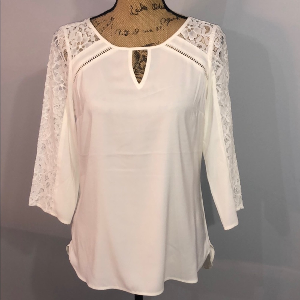 NWT Express White Blouse w/lace Shoulder Small